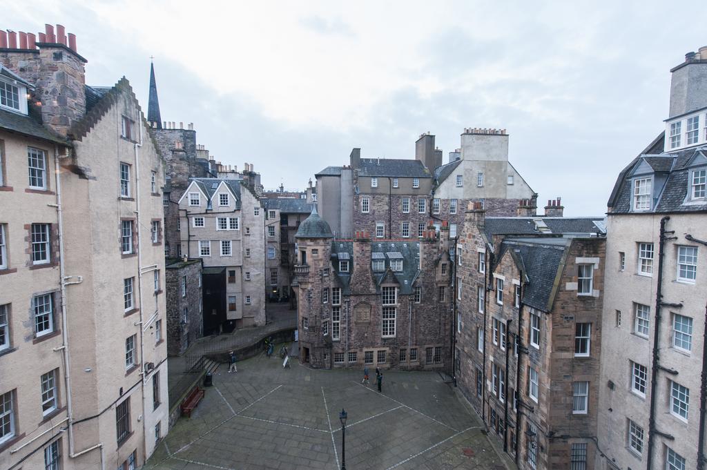 Writers View, Royal Mile Apartment Единбург Номер фото